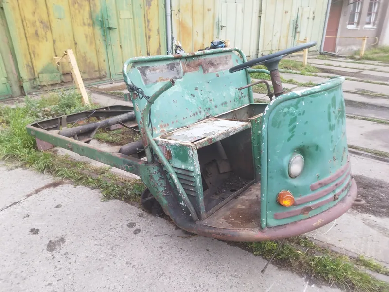 Wózek akumulatorowy STAL 258 (WA-2) w zbiorach Muzeum Kolei w Pile